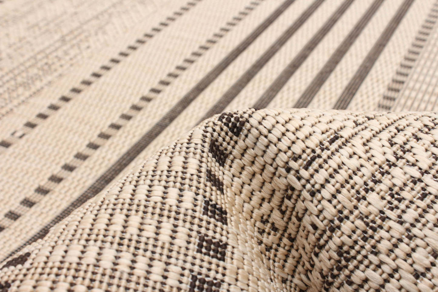 Tapis Wileen Tan - 4'4 X 6'5 |Carpette Wileen brun clair - 4 pi 4 po x 6 pi 5 po