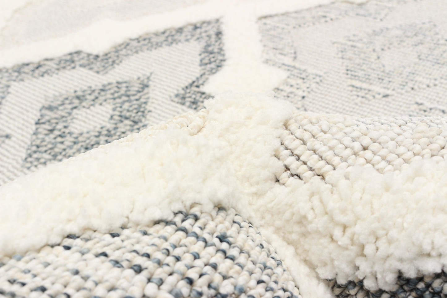 Tapis Alaqua Ivoire - 5'0 x 7'0|Carpette Alaqua ivoire - 5 pi 0 po x 7 pi 0 po|D86FD7I7