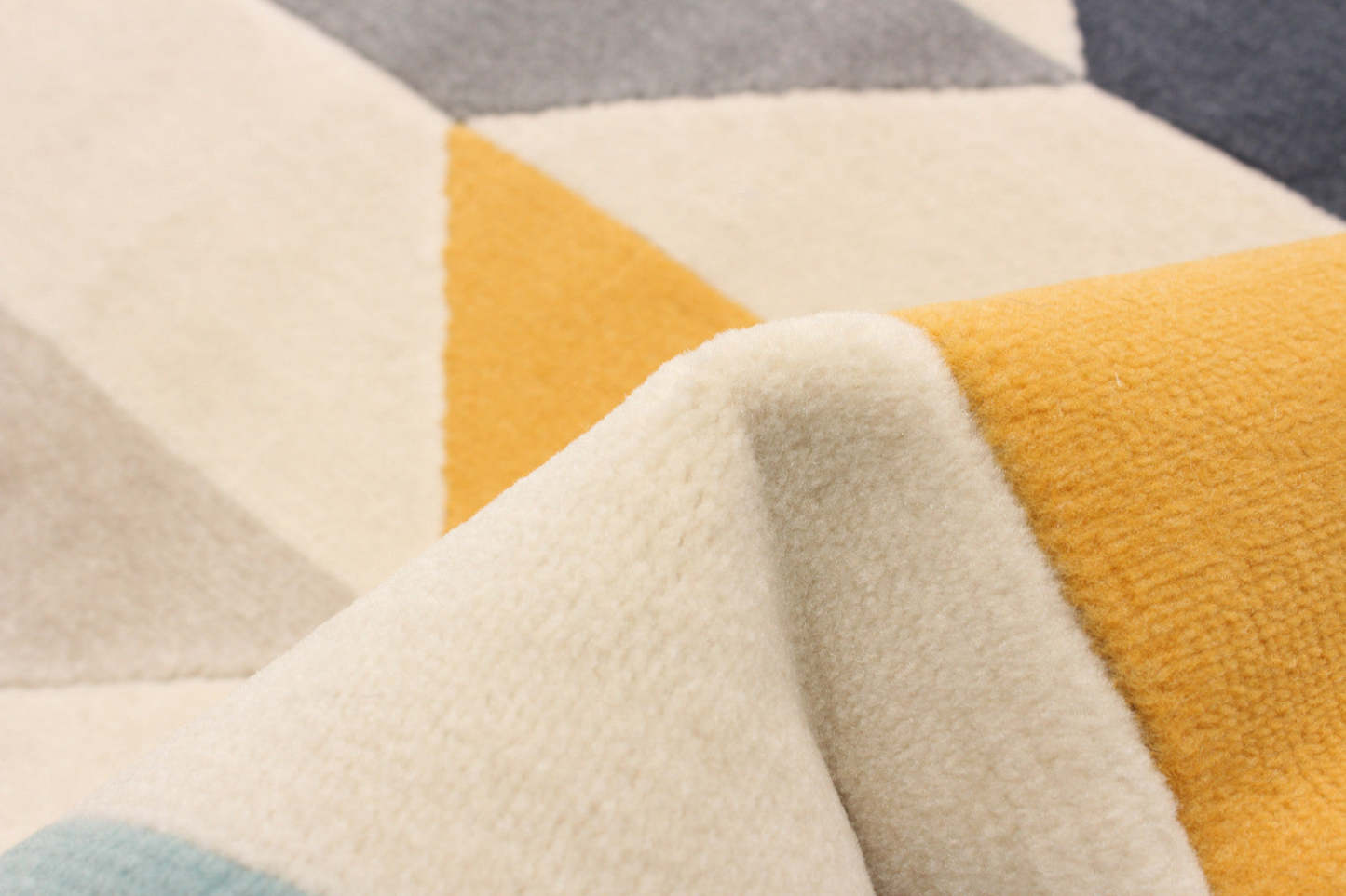 Tapis Zima Multi Color 2'8 x 4'11|Carpette Zima multiColoure 2 pi 8 po x 4 pi 11 po|D86FMMXC