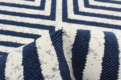 Tapis Dodie Bleu-Ivoire 2'8 x 4'11|Carpette Dodie bleueivoire 2 pi 8 po x 4 pi 11 po|D86FZ80X