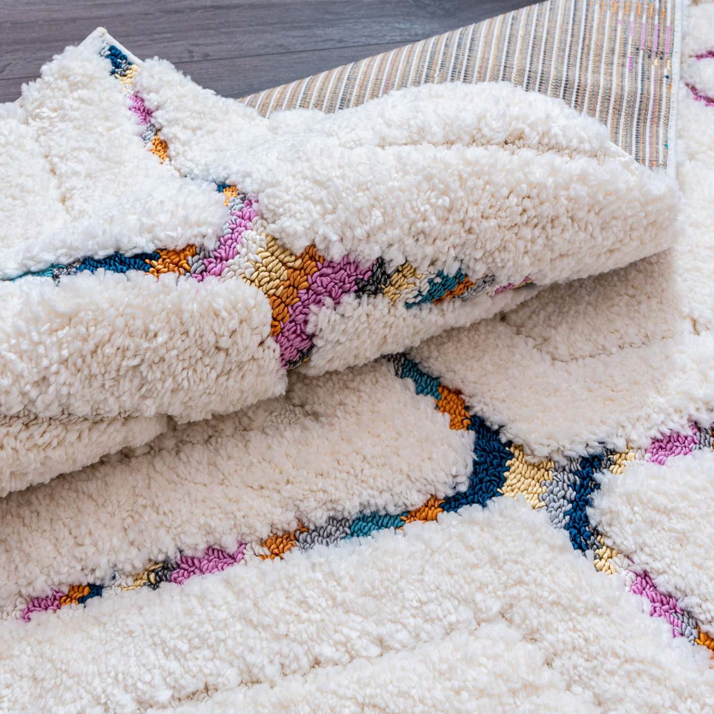 Tapis Lola à motifs en treillis, grand format 8 x 11 pieds | Tapis Lola grand format 8 x 11 pieds | D80GHPR9