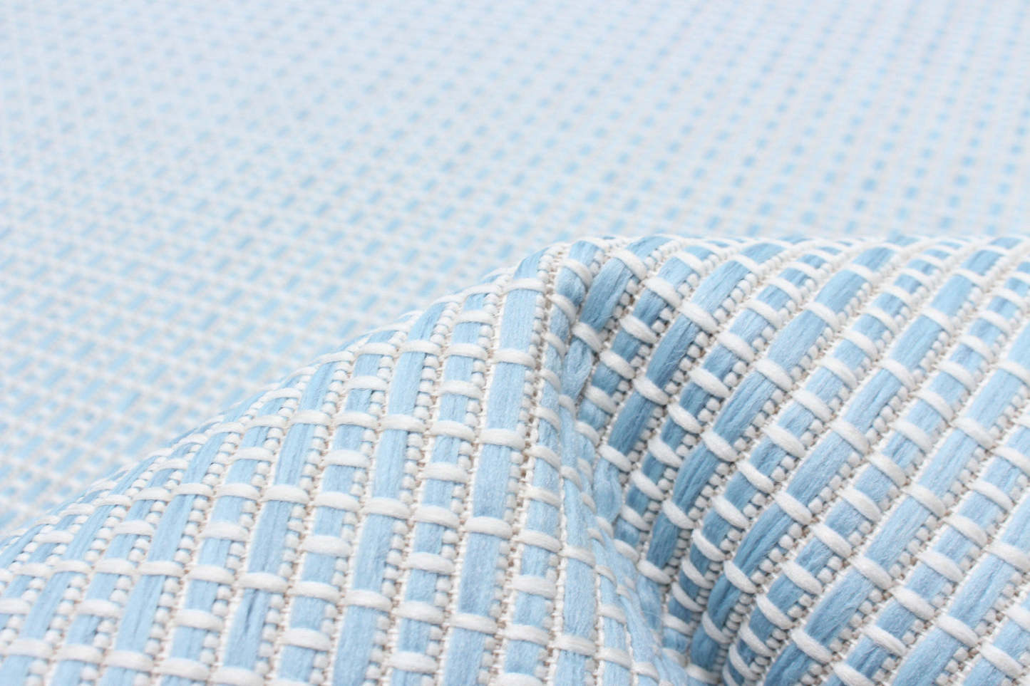 Tapis Neisha Classic bleu clair 201,8 x 290,9 cm | D86FDL4O