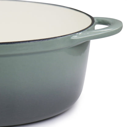 Cocotte ovale en fonte émaillée de 7 litres, couleur Nuage d'orage