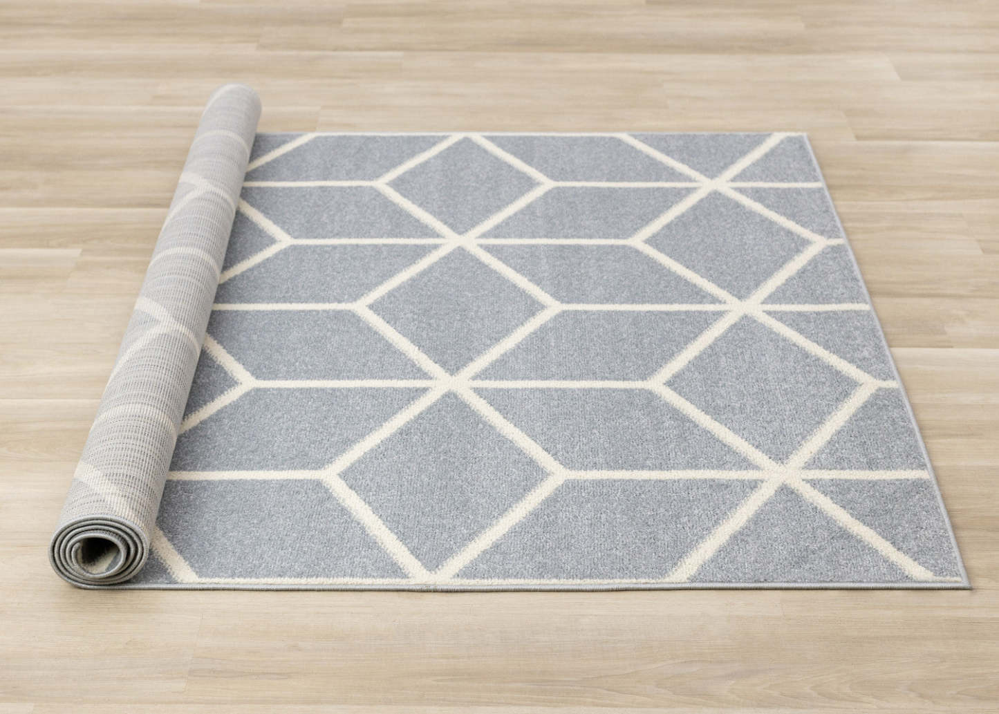 Tapis Ellis Modern géométrique bleu crème - 5'3 x 7'7|Tapis Ellis bleu et crème à motif géométrique moderne - 5 pi 3 po x 7 pi 7 po