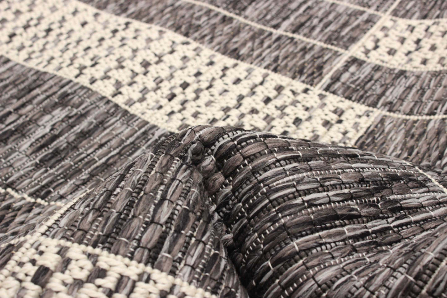 Tapis Bodhi gris - 2'8 x 8'2|Carpette Bodhi grise - 2 pi 8 po x 8 pi 2 po