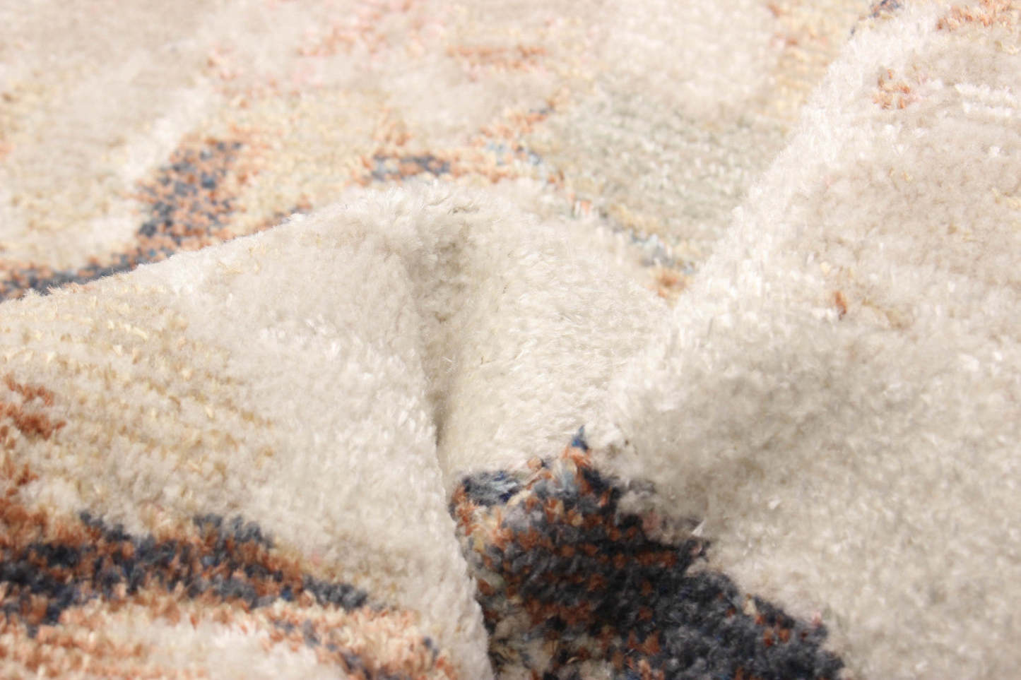 Tapis ivoire Rosette - 8'0 X 10'0 | Carpette Rosette ivoire - 8 pi 0 po x 10 pi 0 po