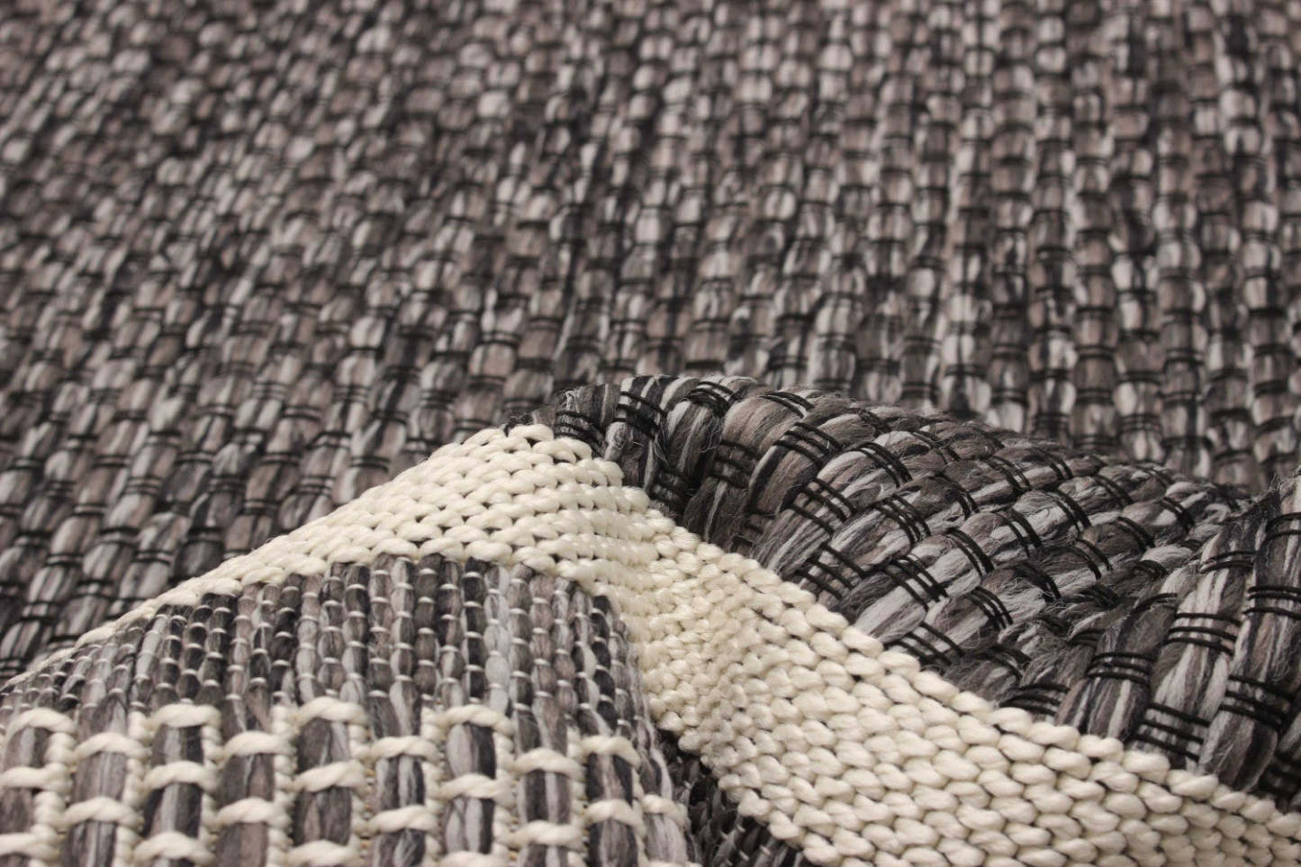 Carpette Brooks anthracite - 5 pi 0 po x 8 pi 0 po