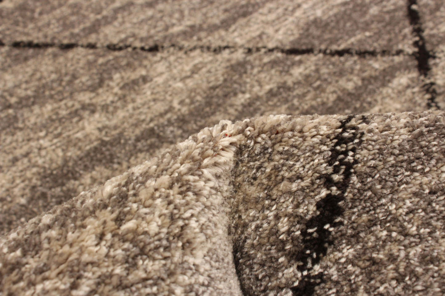 Grande Gris/Marron 3'11 X 5'7 Tapis|Tapis Grande, gris / brun, 3 pi 11 po X 5 pi 7 po|D25EGRU0|Carpette Grande grisebrune 3 pi 11 po x 5 pi 7 po|D25EGRU0