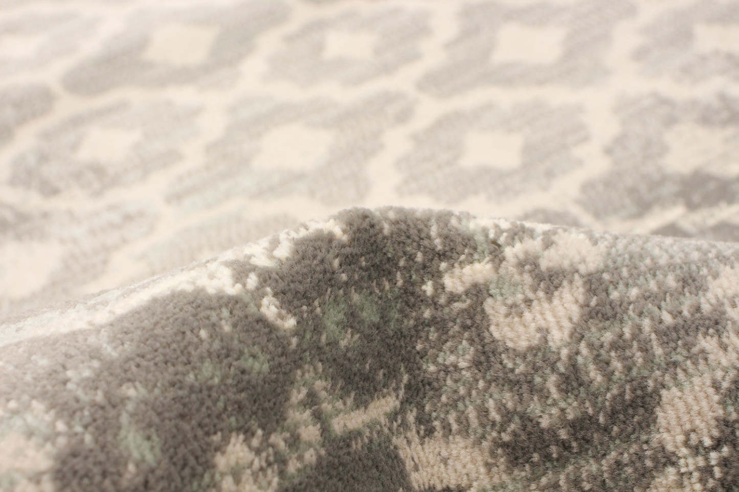 Tapis Imogen gris - 5'3 x 7'3|Carpette Imogen grise - 5 pi 3 po x 7 pi 3 po|D29WIQTS