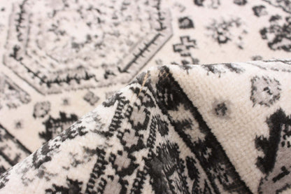 Tapis Jedda Gris 2'8 x 4'11|Carpette Jedda grise 2 pi 8 po x 4 pi 11 po|D86FEB8J