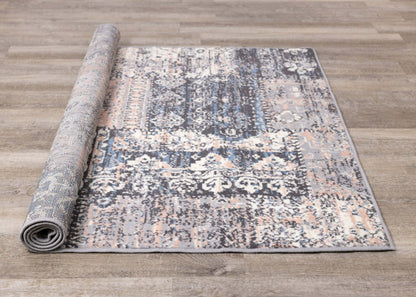 Florence Patchwork Indoor Area Rug - 4'7 x 6'7|Tapis d'intérieur Florence à motif patchwork - 4 pi 7 po x 6 pi 7 po