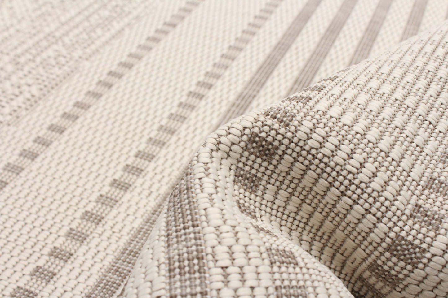 Tapis Wileen Ivoire - 4'4 X 6'5 | Tapis Wileen ivoire - 4 pi 4 po x 6 pi 5 po