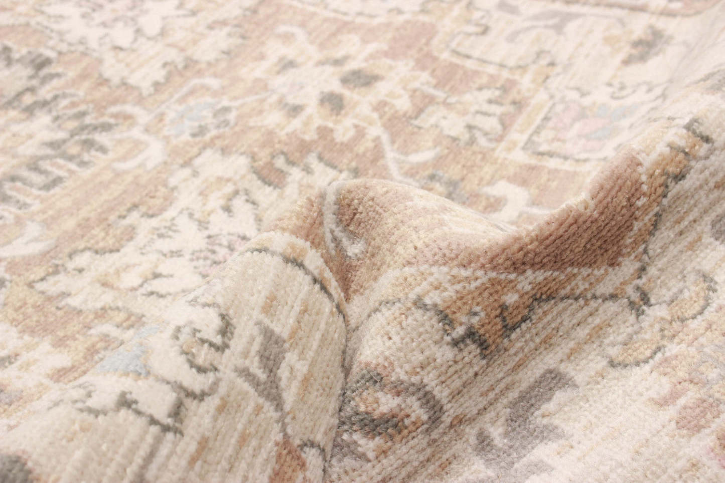 Carpette longue Arden beige - 2 pi 8 po x 8 pi 2 po