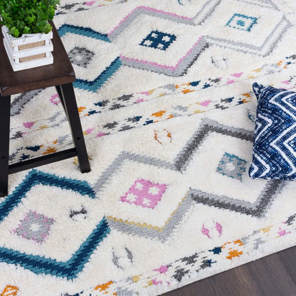 Lola Chevron 4x6 Area Rug|Carpette Lola à motifs de chevrons 4 x 6|D80GH4BT
