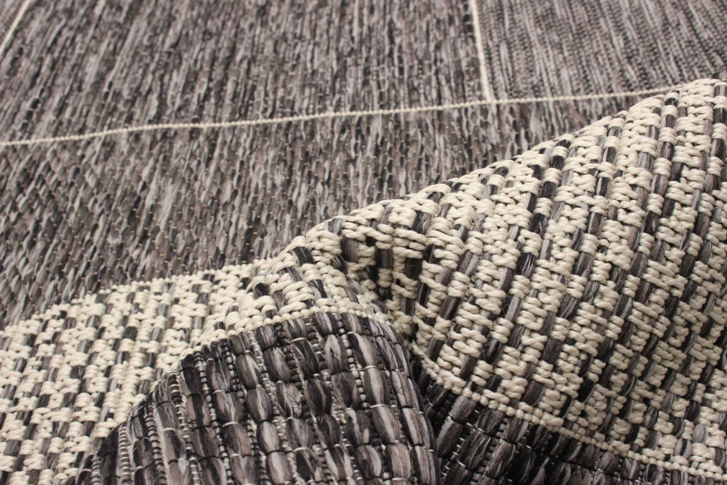 Tapis Bodhi gris - 5'0 x 8'0|Tapis d'aire Bodhi gris - 5 pi 0 po x 8 pi 0 po