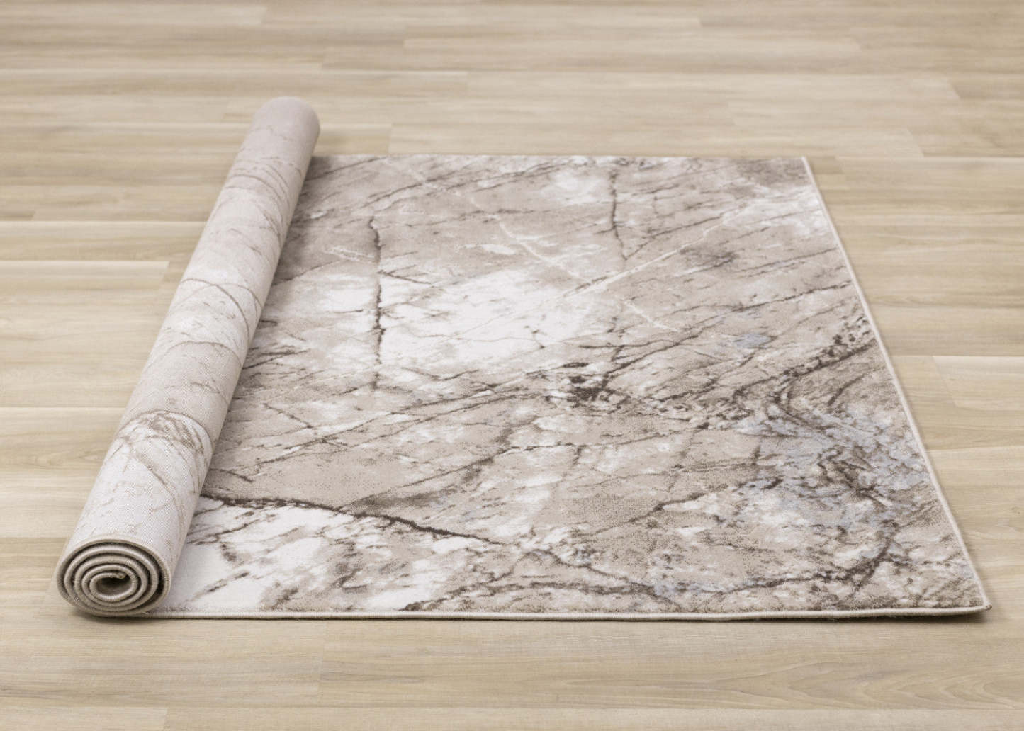 London Distressed Indoor Area Rug - 5'3 x 7'7|Carpette London d'aspect vieilli pour l'intérieur - 5 pi 3 po x 7 pi 7 po