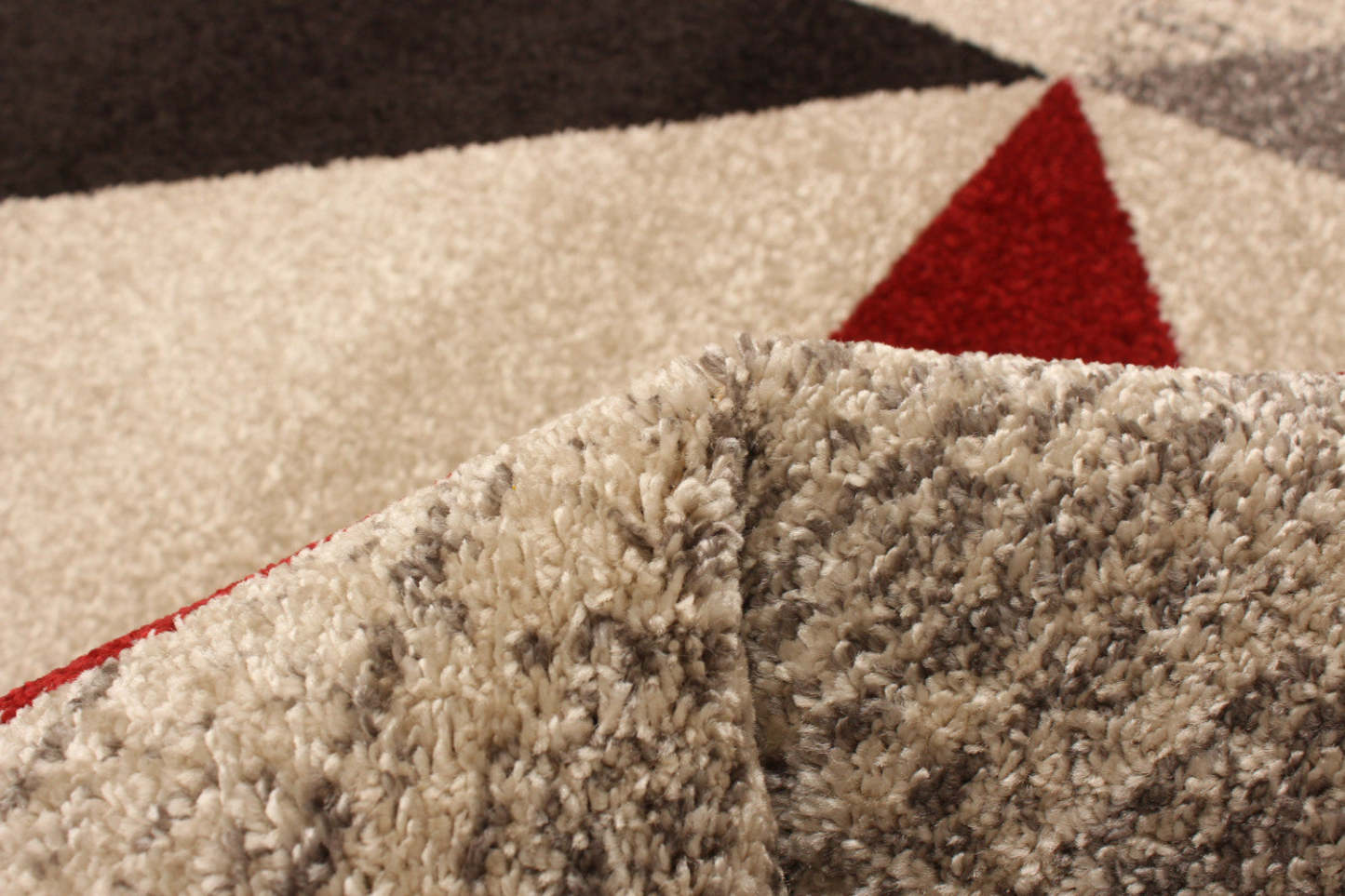 Tapis Hadley gris/rouge 2,39 m x 3,10 m | D26VTUU1