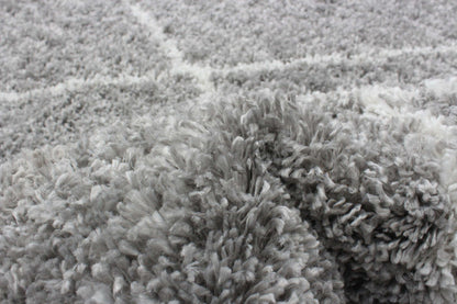 Helma Losange Gris Clair Shag 6'7 X 9'6 Area Rug|Carpette à poil long Helma Losange gris clair 6 pi 7 po x 9 pi 6 po|D86FWZ63