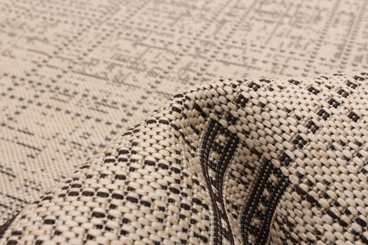 Tapis Joni Tan - 4'4 X 6'5 |Carpette Joni brun clair - 4 pi 4 po x 6 pi 5 po