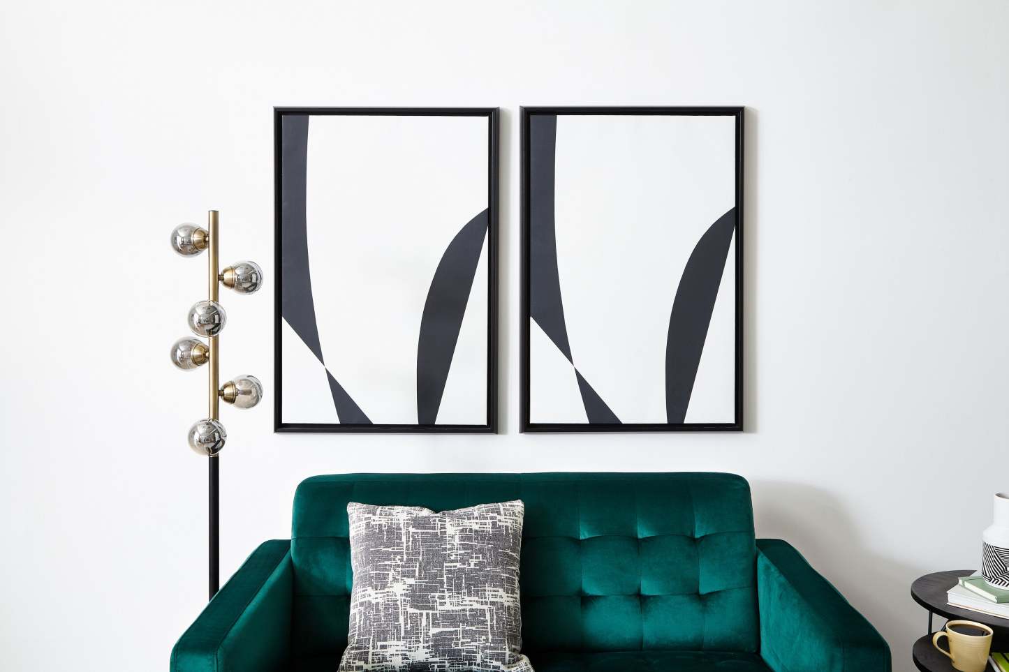 Lampadaire Bennie 61.25 5 Lumières Noir et Doré|Lampe à pied Bennie de 61,25 po noire et dorée à 5 ampoules