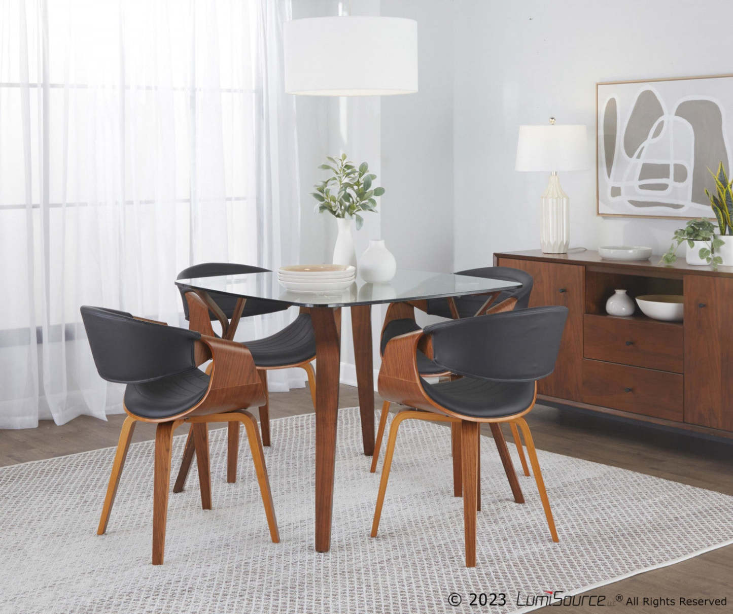 LumiSource Symphony Faux Leather Mid-Century Modern Dining Accent Chair - Walnut/Black|Chaise d'appoint de salle à manger moderne du milieu du 20e siècle Symphony en similicuir - noyer et noir
