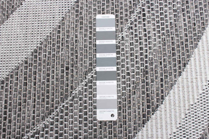 Neisha Modern Grey Rug 5'3 X 7'3 Area Rug|Tapis Neisha Moderne Gris 5 pi 3 po x 7 pi 3 po|D86FOUXD