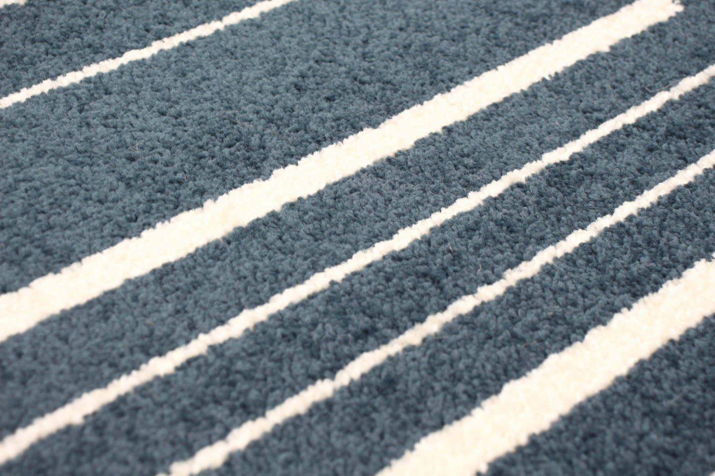 Tapis Faith Prol-Cream - 7'10 x 10'2|Carpette Faith couleur pétrole-crème - 7 pi 10 pox 10 pi 2 po| D28AFO1H