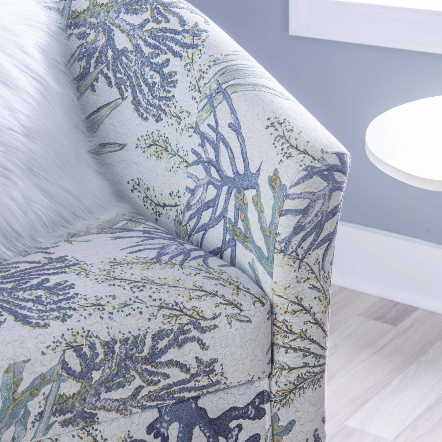 Simon Fabric Oceanside Accent Chair - Grey|Fauteuil d'appoint Simon en tissu Oceanside - gris