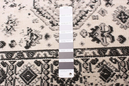 Tapis Jedda Gris 2'8 x 4'11|Carpette Jedda grise 2 pi 8 po x 4 pi 11 po|D86FEB8J