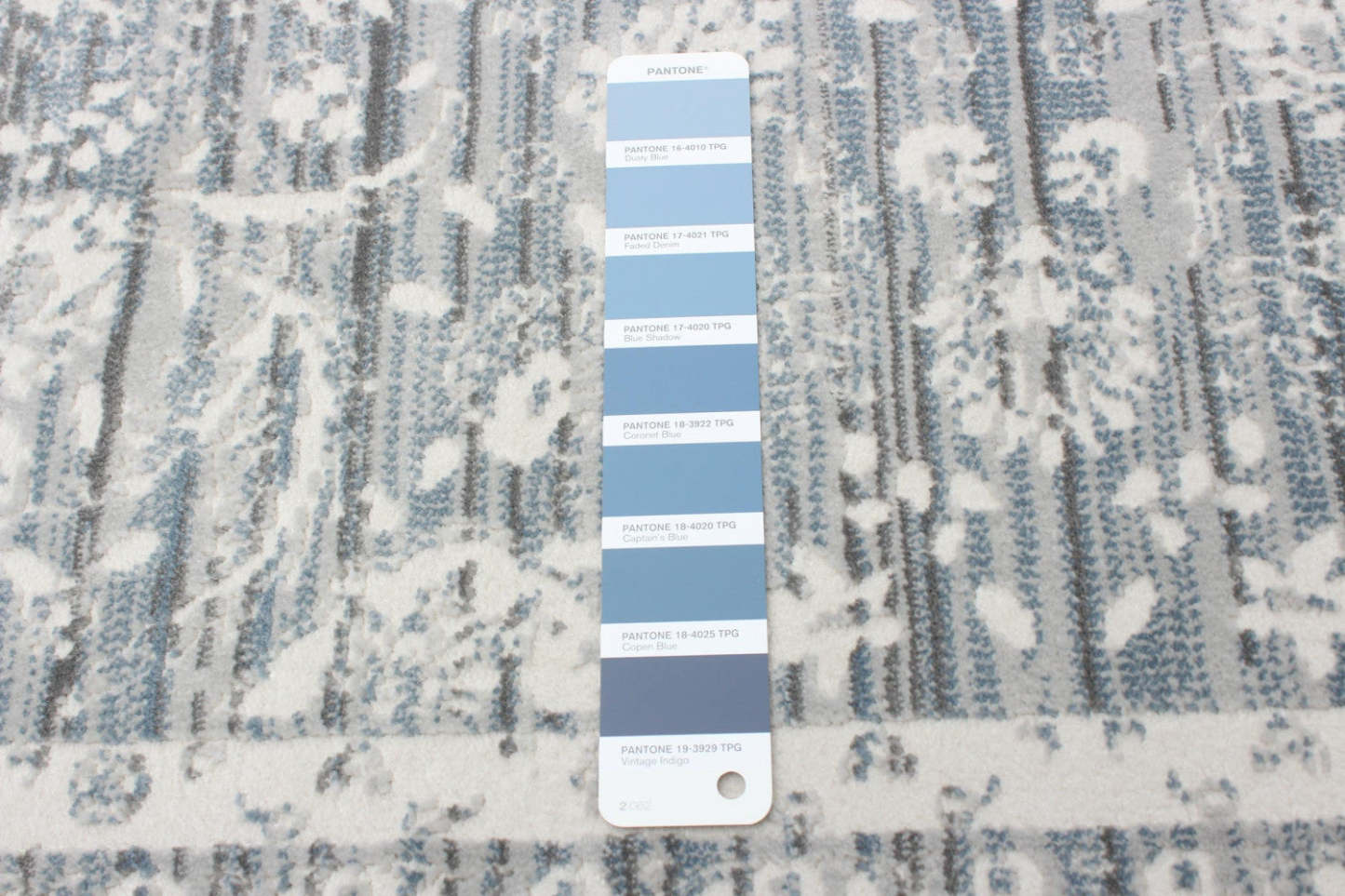 Shaleigh Crème, Tapis gris 5'3 x 7'3 | Carpette Shaleigh grisecrème 5 pi 3 po x 7 pi 3 po | D86FTPFN