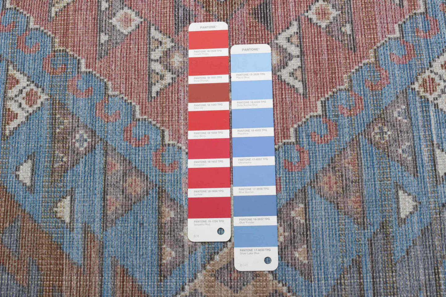 Carpette Samia bleu clair 7 pi 10 po x 10 pi 0 po