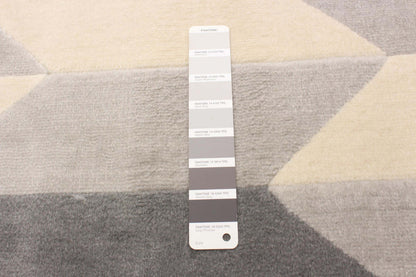 Tapis Zima Gris 2'8 x 4'11|Carpette Zima grise 2 pi 8 po x 4 pi 11 po|D86FJG0R