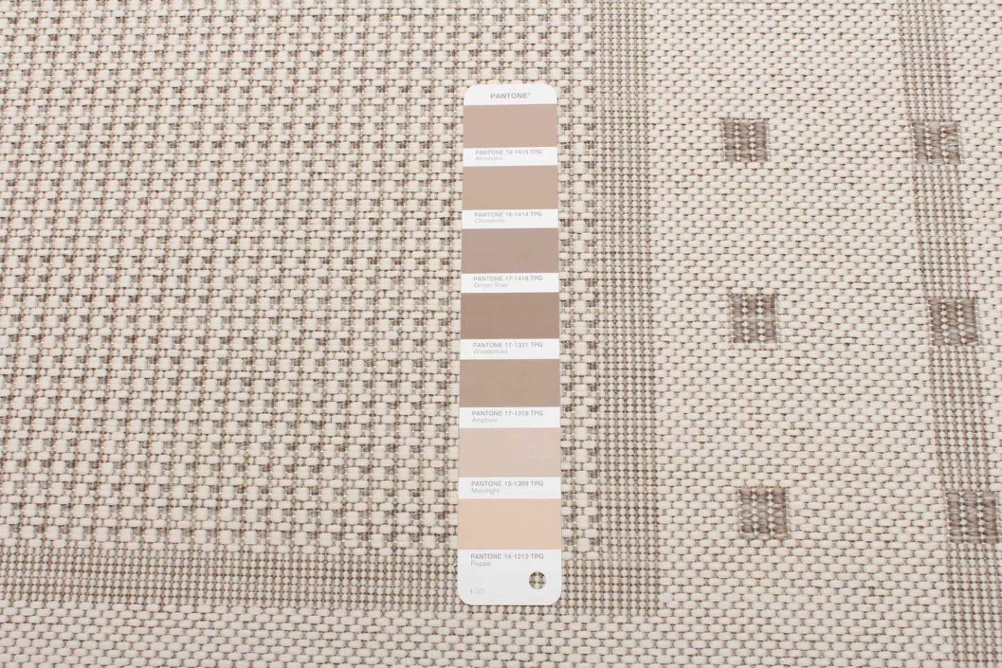 Tapis Clémentine Ivoire - 4'4 X 6'5 | Tapis Clémentine ivoire - 4 pi 4 po x 6 pi 5 po