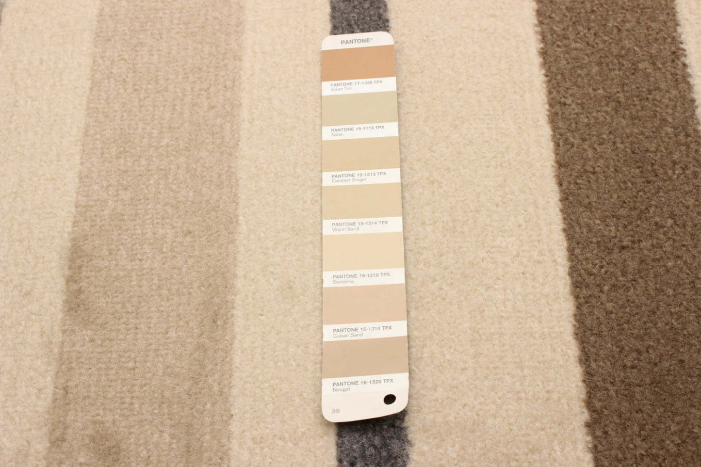 Tapis Hilfiger beige - 152 x 244 cm