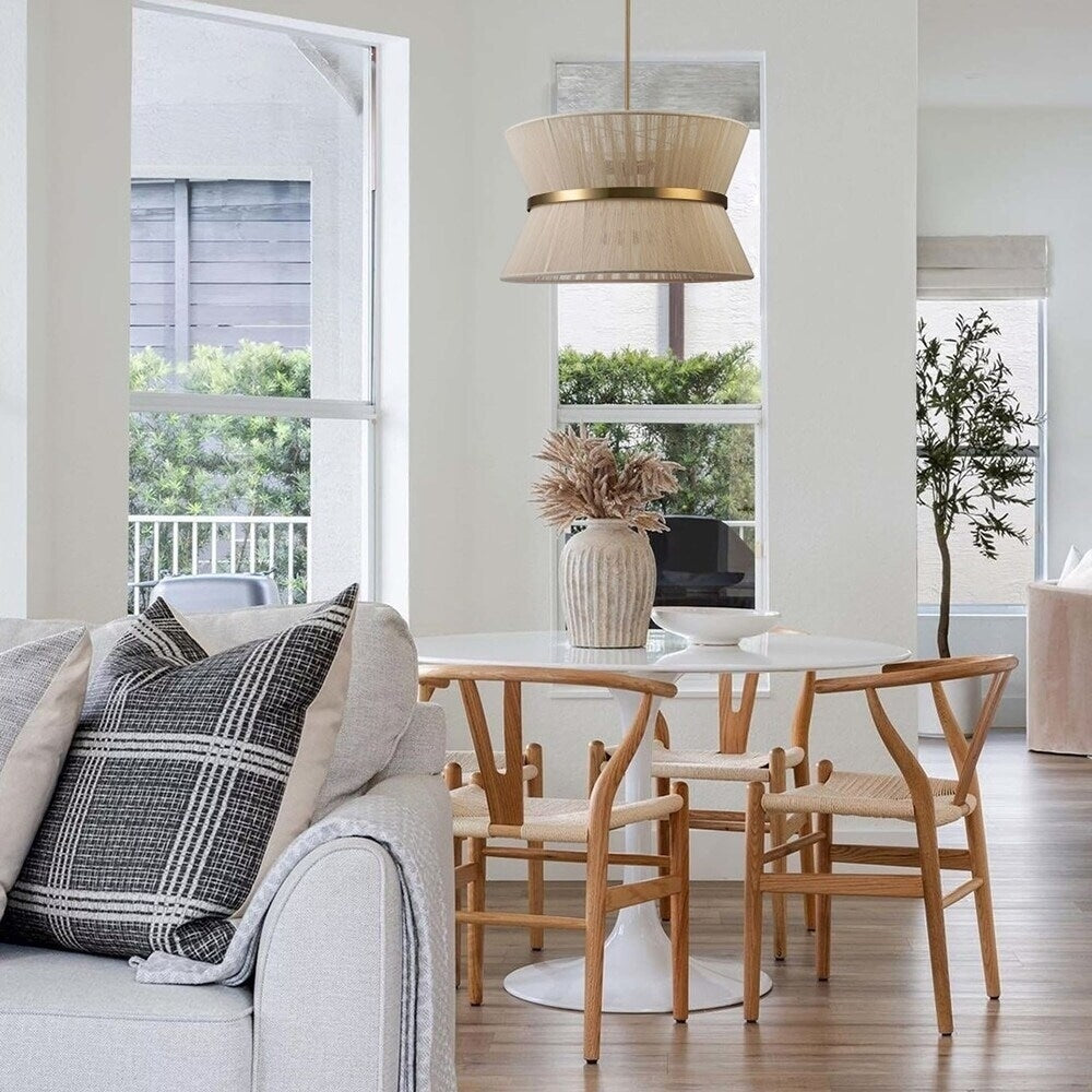 Lustre tambour moderne bohème à 8 lumières, grand modèle de 61 cm (24 pouces), en tissu tissé à la main, forme sablier, coloris or/noir, idéal pour salle à manger/salon.