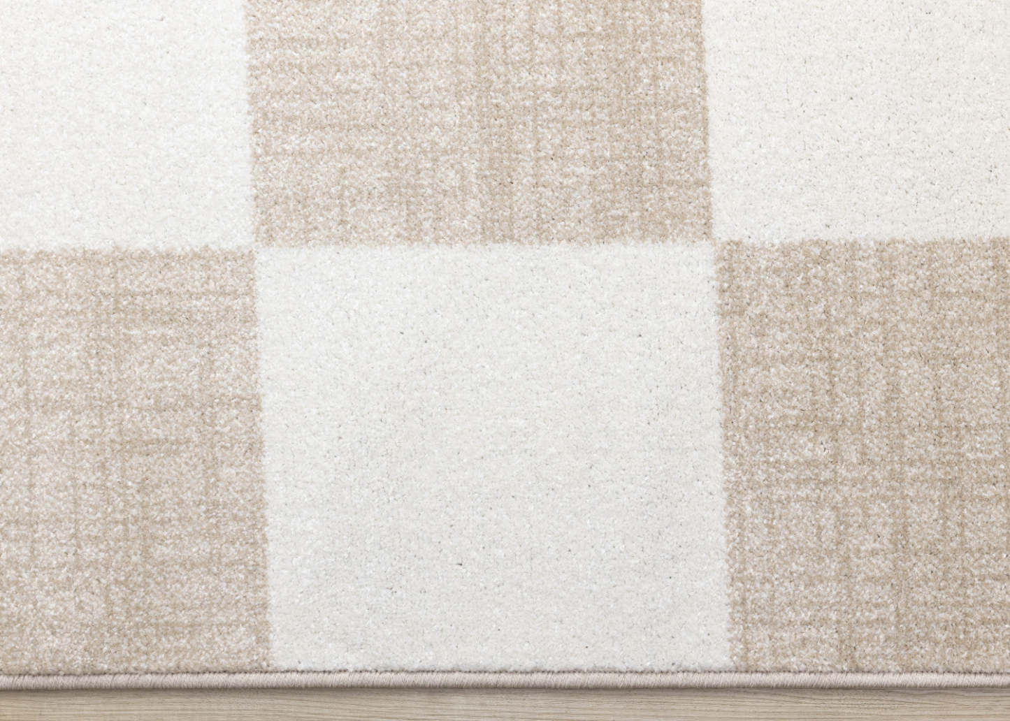 Covington Modern Checkered Indoor Area Rug - 2'0 x 7'7|Carpette Covington à motif de damier moderne pour l'intérieur - 2 pi x 7 pi 7 po