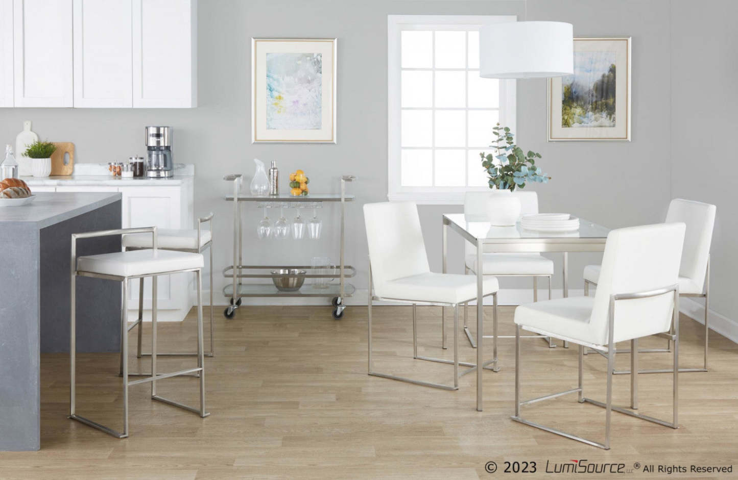 LumiSource Fuji White Faux Leather Contemporary Stackable Counter-Height Stool - Set of 2|Tabouret superposable contemporain Fuji de hauteur comptoir en similicuir blanc - ensemble de 2