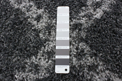 Helma Stark Dark Grey Shag 6'7 X 9'6 Area Rug|Carpette à poil long Helma Stark gris foncé 6 pi 7 po x 9 pi 6 po|D86F27DL