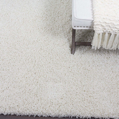 Victoria Cream Shag 3 x 5 Area Rug|Carpette à poils longs Victoria crème 3 x 5|D80G63FT