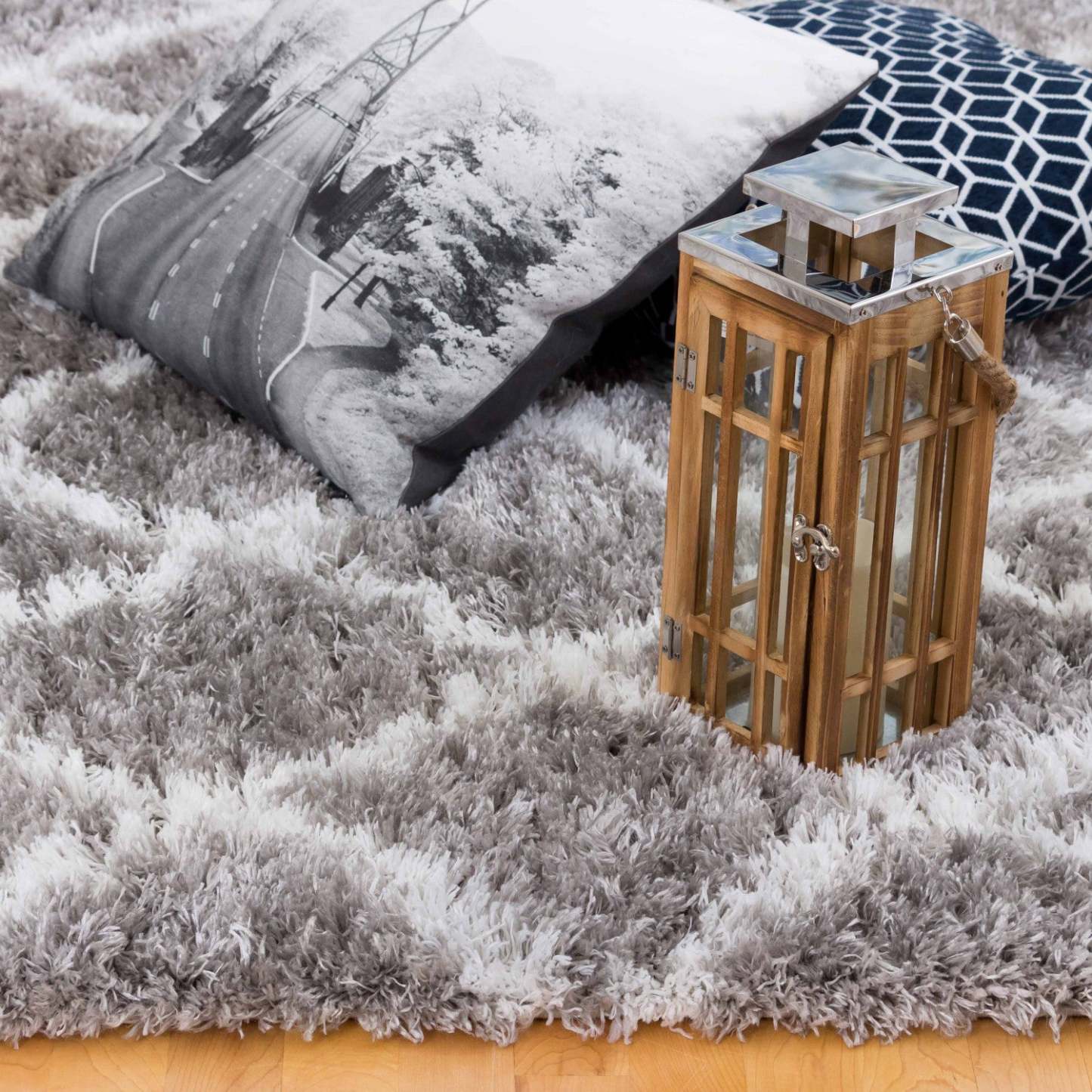 Ker Grey Lat 5x8 Area Rug|Carpette Ker grise à motifs de diamants 5 x 8|D80G9NY7