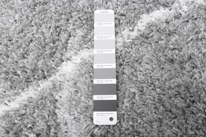 Helma Losange Gris Clair Shag 3'11 X 5'11 Area Rug|Carpette à poil long Helma Losange gris clair 3 pi 11 po x 5 pi 11 po|D86FILQA