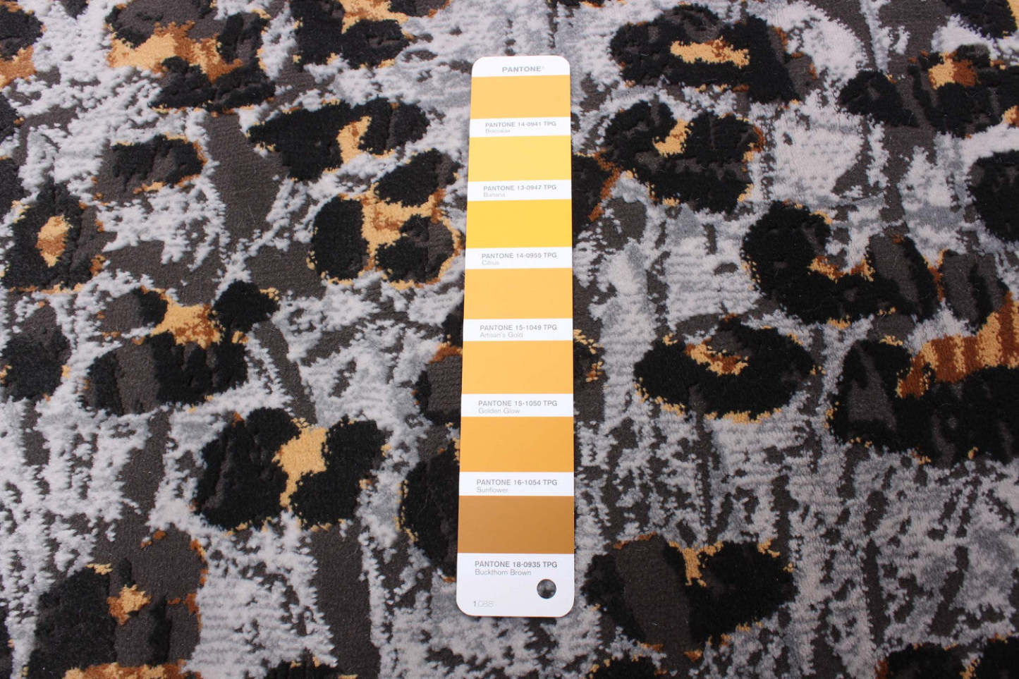 Tapis Cheah ivoire - 244 x 305 cm | D86FVDIA