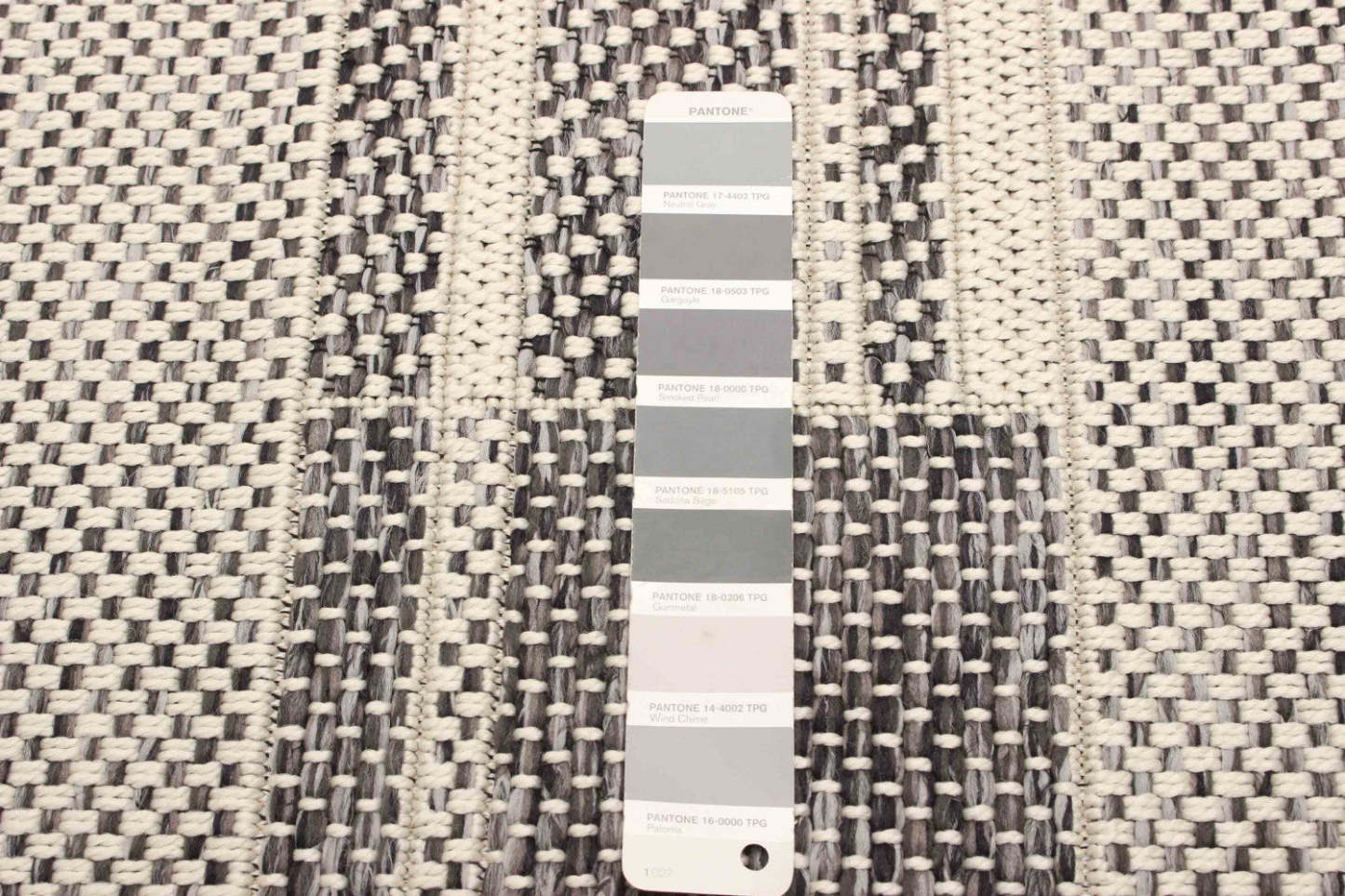 Tapis Atlas Ivoire - 2'8 x 8'2|Carpette Atlas ivoire - 2 pi 8 po x 8 pi 2 po