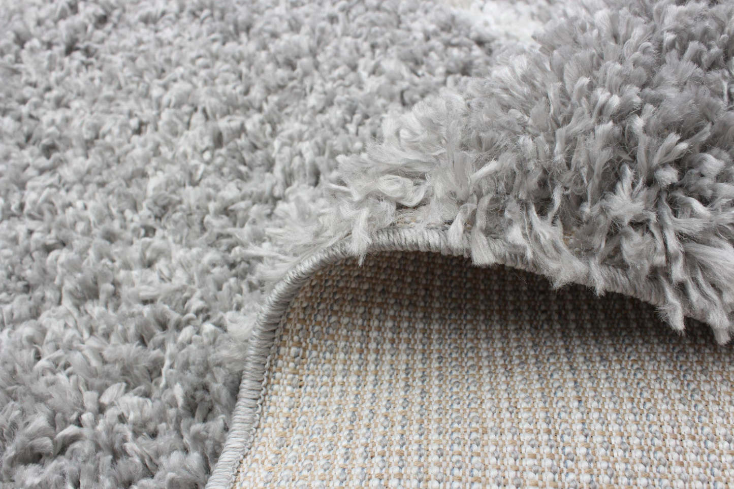 Helma Losange Gris Clair Shag 3'11 X 5'11 Area Rug|Carpette à poil long Helma Losange gris clair 3 pi 11 po x 5 pi 11 po|D86FILQA