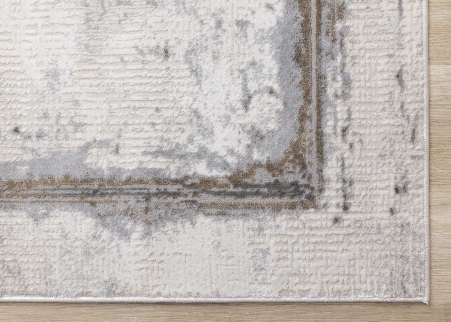 Tapis London Distressed Border Area Rug - 6'7 x 9'6|Carpette London à bordure vieillie - 6 pi 7 po x 9 pi 6 po