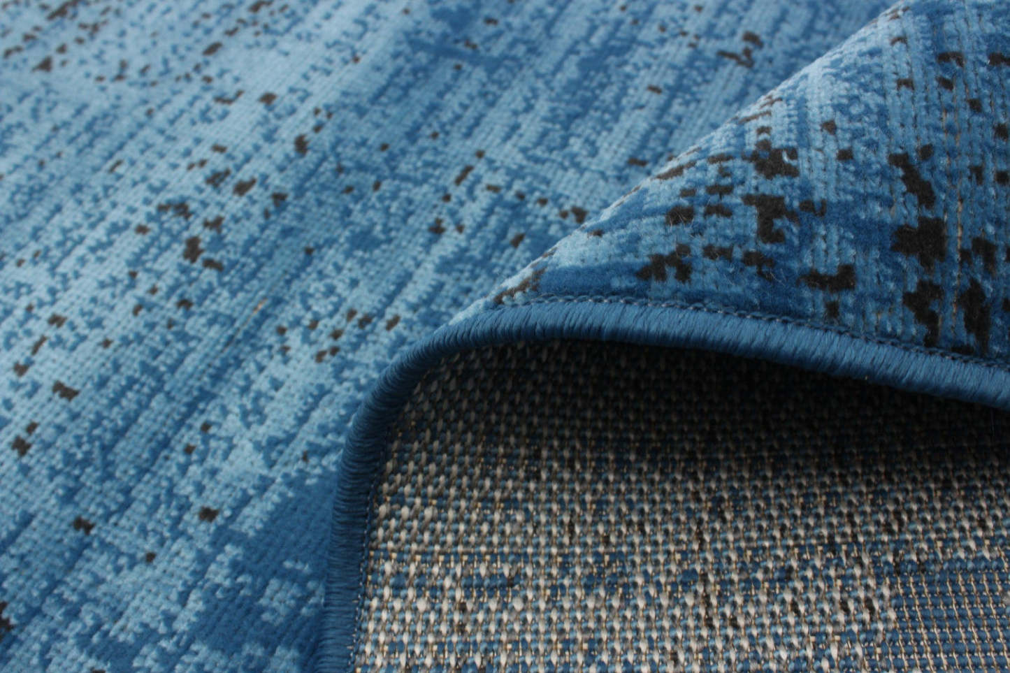 Tapis Janaki Bleu 6'7 x 9'6|Carpette Janaki bleue 6 pi 7 po x 9 pi 6 po|D86F6Y9L