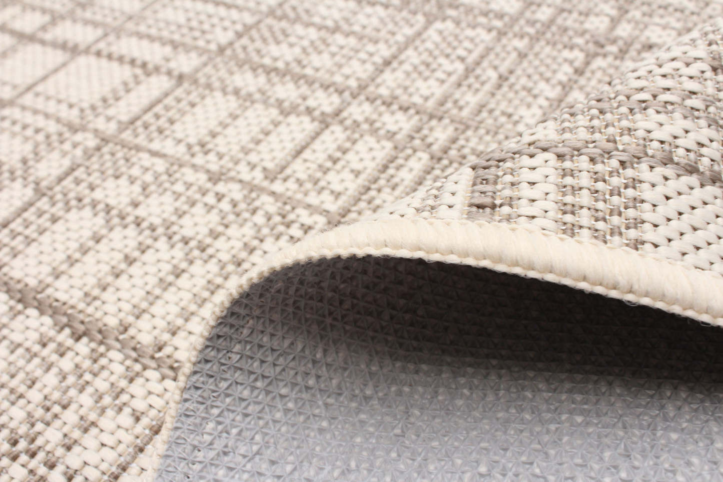 Panthea Ivory Area Rug - 2'2 X 6'7 |Tapis Panthea ivoire - 2 pi 2 po x 6 pi 7 po