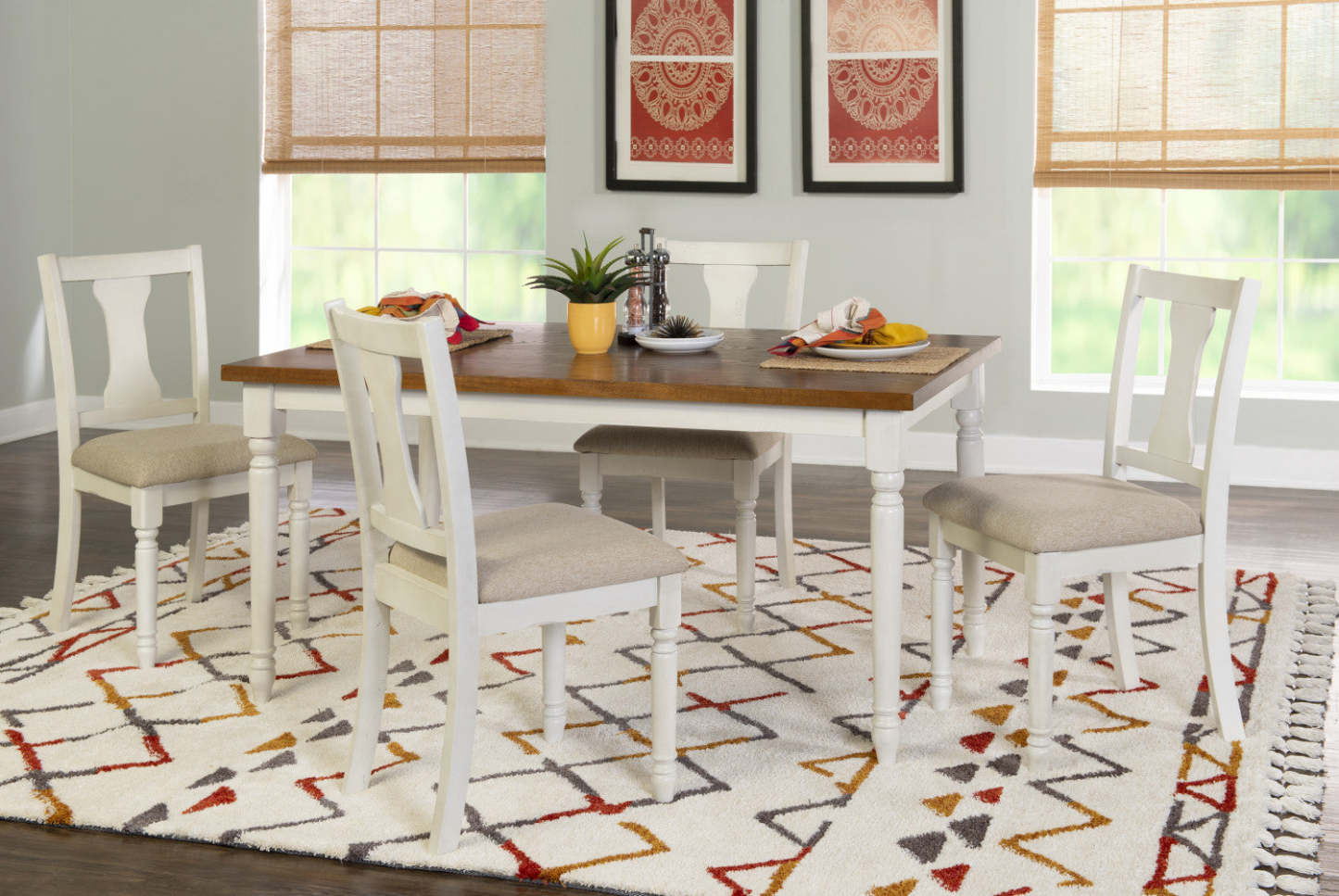 Willow White Fabric Accent Dining Chair - Ensemble de 2|Chaise d'appoint de salle à manger Willow en tissu blanc - ensemble de 2