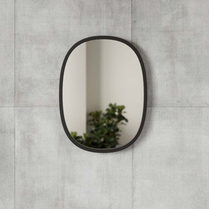 Miroir mural ovale Hub de Umbra de 24 po x 18 po - noir