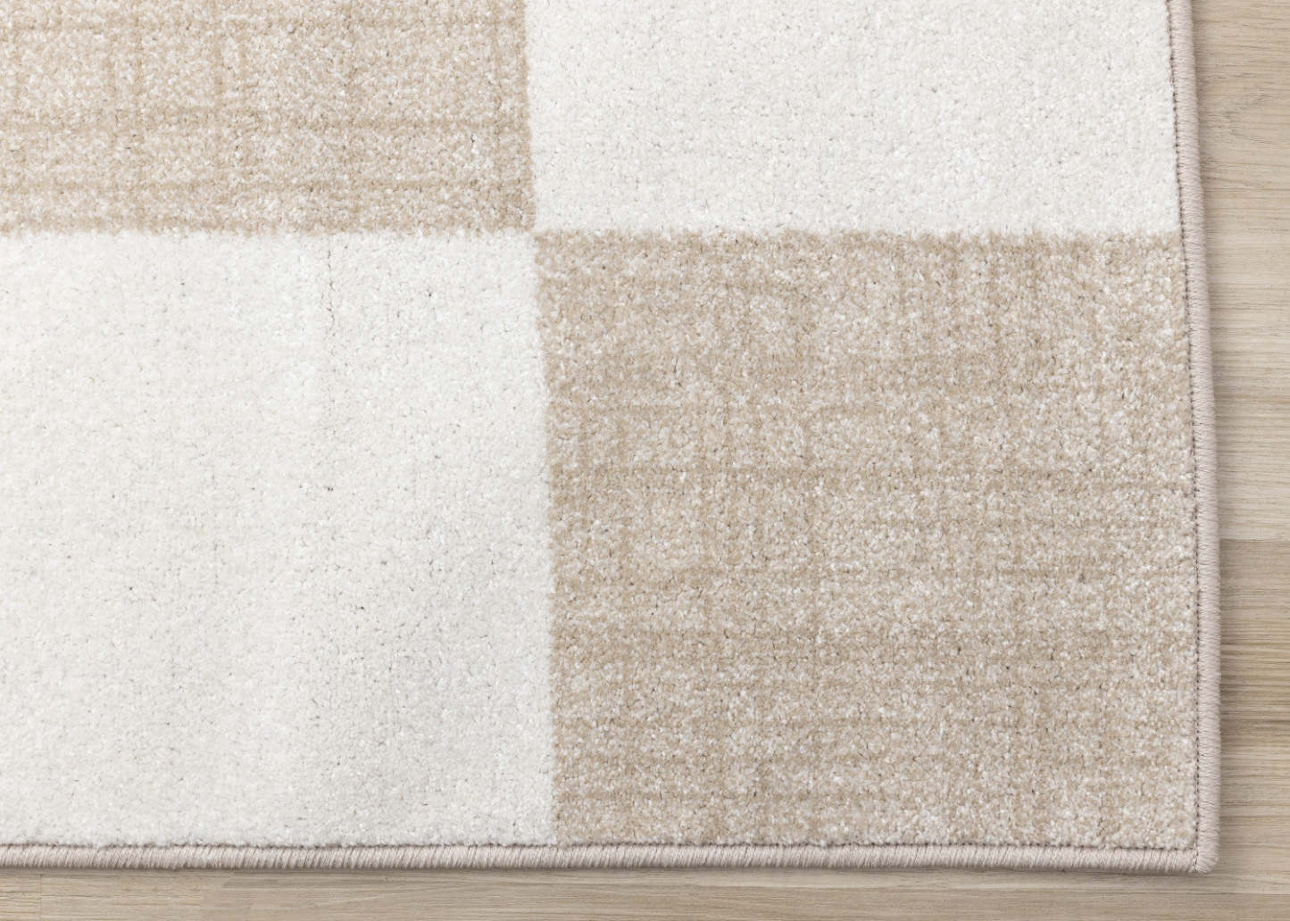 Covington Modern Checkered Indoor Area Rug - 2'8 x 4'11|Carpette Covington à motif de damier moderne pour l'intérieur - 2 pi 8 po x 4 pi 11 po